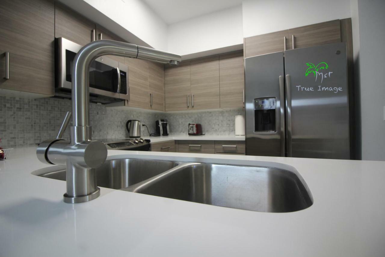Yacht Club At Aventura 2 Bed 2 Bath Luxurius Cozy Brand New Lägenhet Exteriör bild