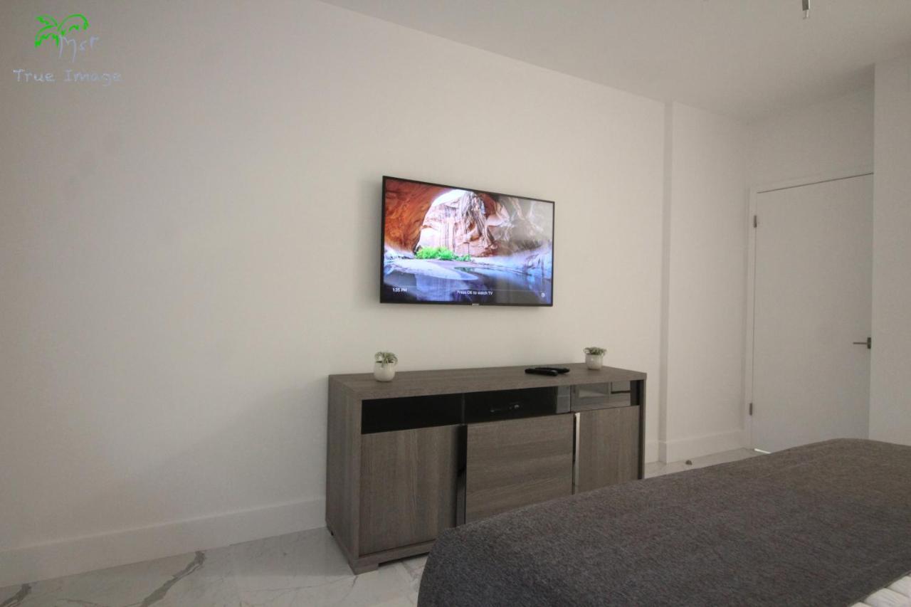 Yacht Club At Aventura 2 Bed 2 Bath Luxurius Cozy Brand New Lägenhet Exteriör bild